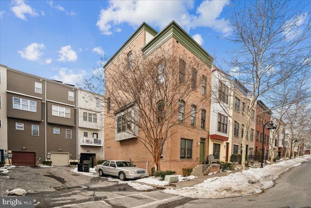 5608 44TH AVE, Hyattsville, MD 20781