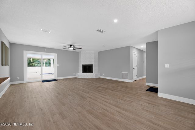 1832 PLAINFIELD Avenue, Orange Park, FL 32073