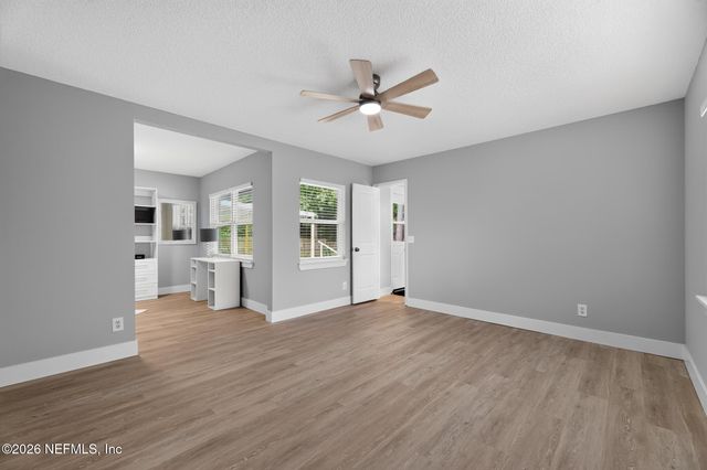 1832 PLAINFIELD Avenue, Orange Park, FL 32073
