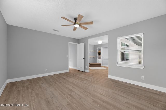 1832 PLAINFIELD Avenue, Orange Park, FL 32073