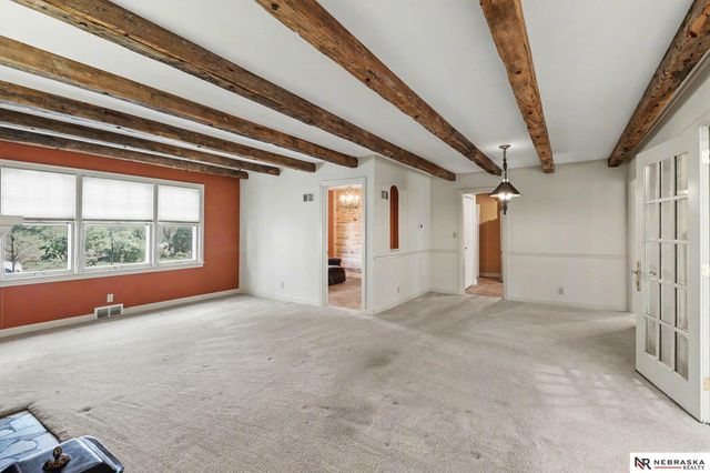 7809 Hickory Circle, Omaha, NE 68124