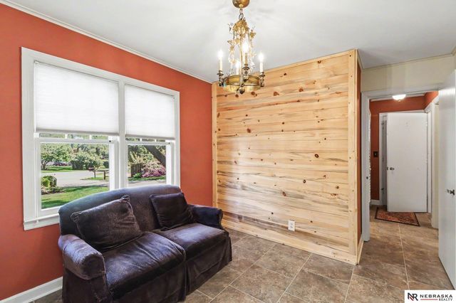 7809 Hickory Circle, Omaha, NE 68124