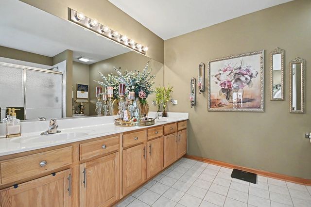 1402 Fitzer Drive, Joliet, IL 60431