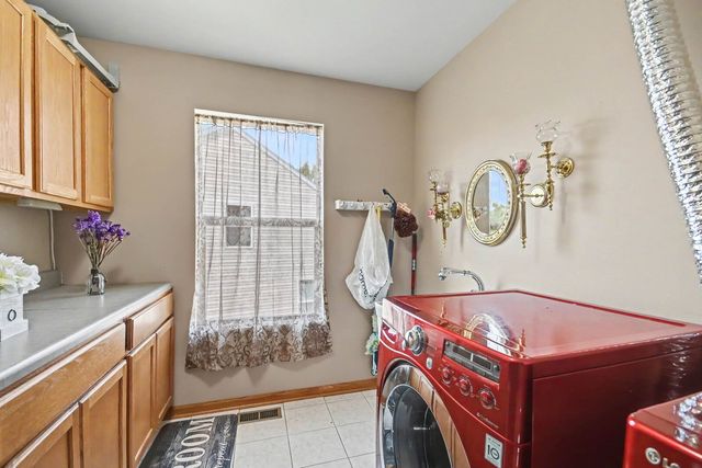 1402 Fitzer Drive, Joliet, IL 60431