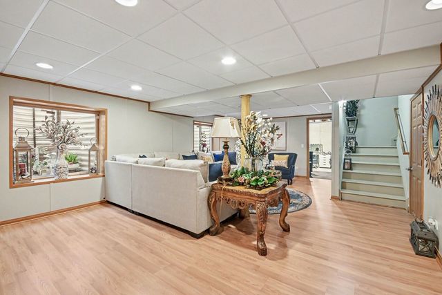 1402 Fitzer Drive, Joliet, IL 60431