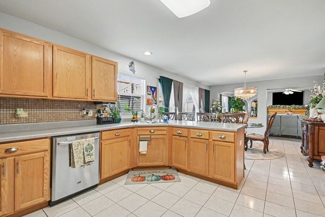 1402 Fitzer Drive, Joliet, IL 60431