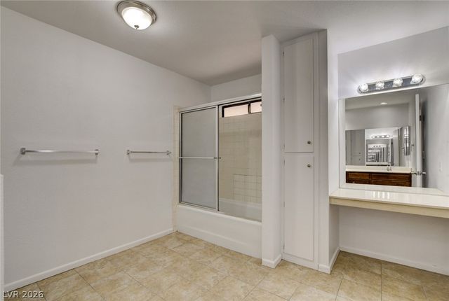 804 GLEN ABBEY Circle, Las Vegas, NV 89107