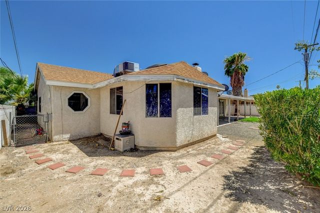 804 GLEN ABBEY Circle, Las Vegas, NV 89107