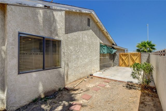 804 GLEN ABBEY Circle, Las Vegas, NV 89107