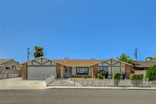 804 GLEN ABBEY Circle, Las Vegas, NV 89107
