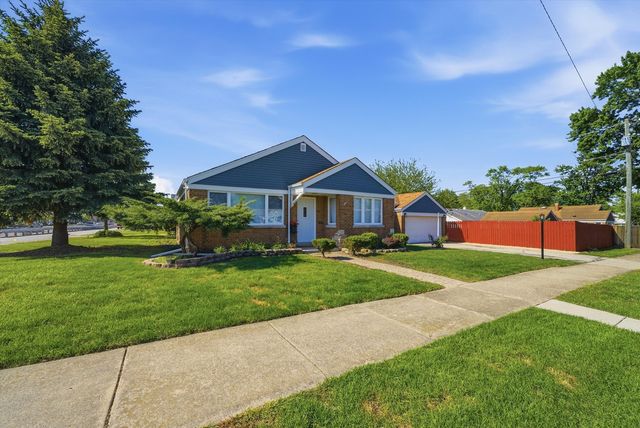 10828 S PULASKI Road, Oak Lawn, IL 60453