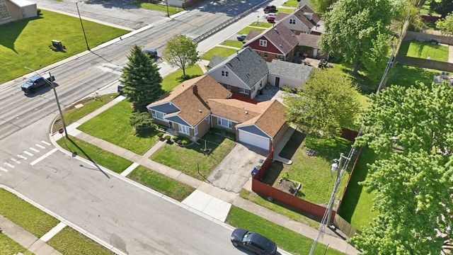 10828 S PULASKI Road, Oak Lawn, IL 60453