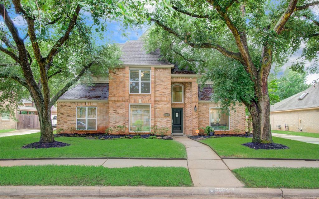 22523 Wildwood Grove Drive, Katy, TX 77450