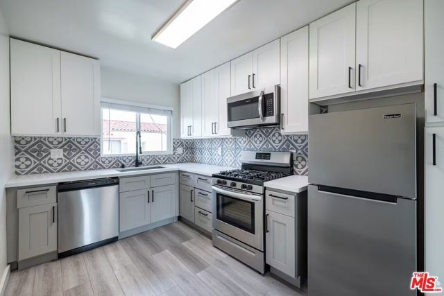 254 S Normandie Avenue, Los Angeles, CA 90004