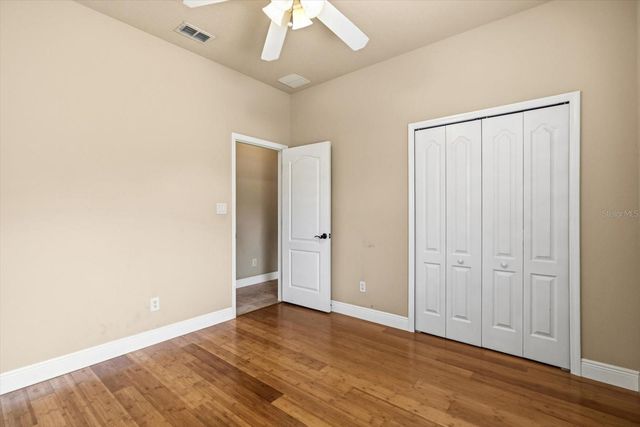 12800 SCOUT COURT, Grand Island, FL 32735