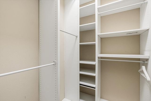 12800 SCOUT COURT, Grand Island, FL 32735