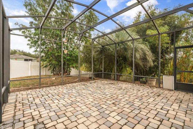 12800 SCOUT COURT, Grand Island, FL 32735