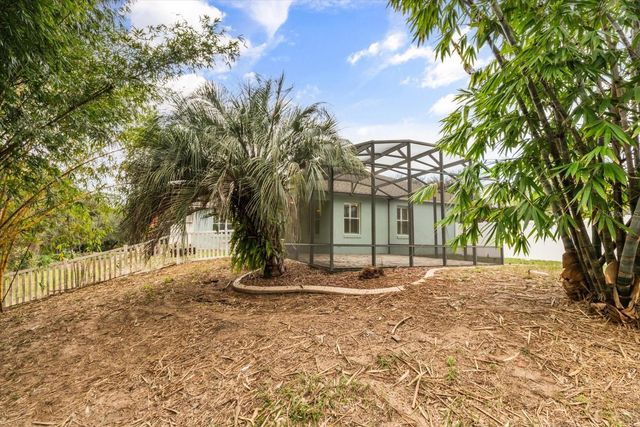 12800 SCOUT COURT, Grand Island, FL 32735