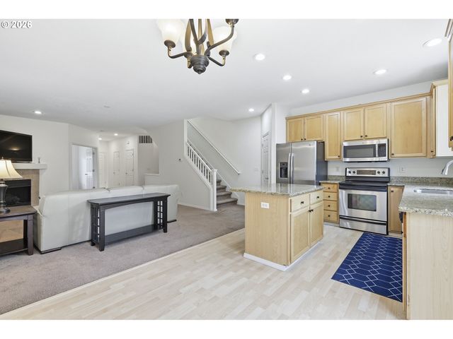 20374 NOBLE Ln, West Linn, OR 97068
