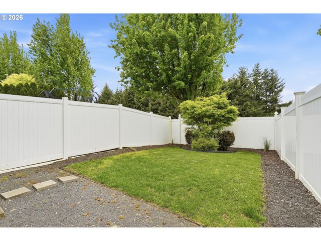 20374 NOBLE Ln, West Linn, OR 97068