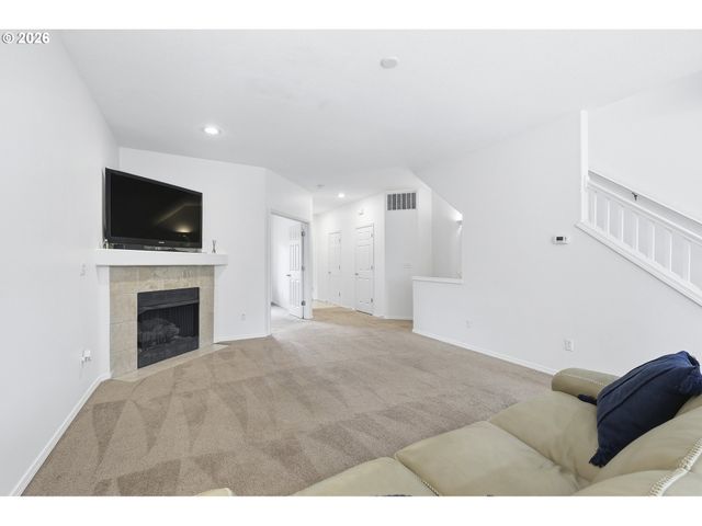 20374 NOBLE Ln, West Linn, OR 97068