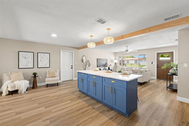 2066 62ND PLACE S, St Petersburg, FL 33712