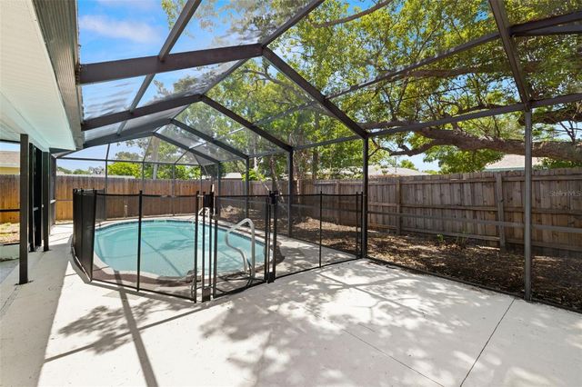 2066 62ND PLACE S, St Petersburg, FL 33712