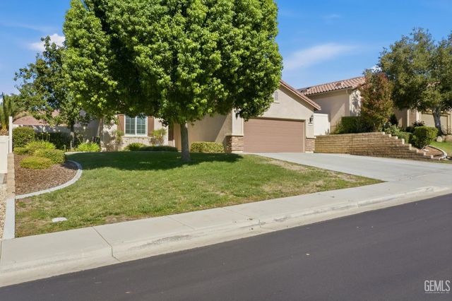 6010 Lassen Ridge Road, Bakersfield, CA 93306