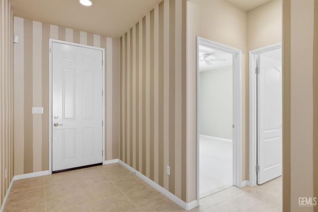 6010 Lassen Ridge Road, Bakersfield, CA 93306