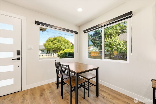 12215 44th Avenue S, Tukwila, WA 98178