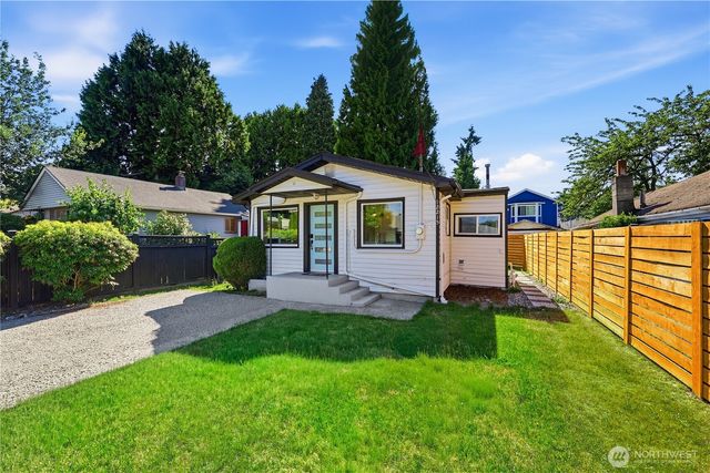 12215 44th Avenue S, Tukwila, WA 98178