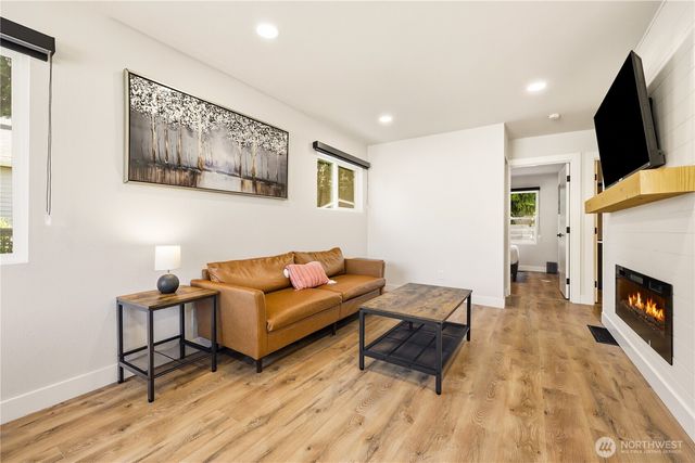 12215 44th Avenue S, Tukwila, WA 98178