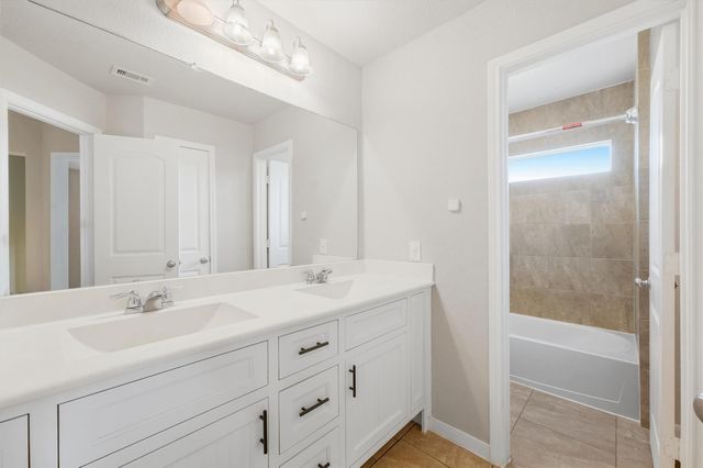 215 San Gabriel, Baytown, TX 77523