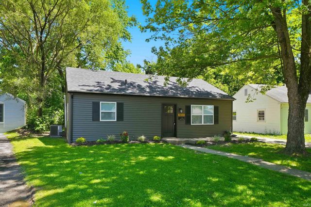 5215 Bowser Avenue, Fort Wayne, IN 46806