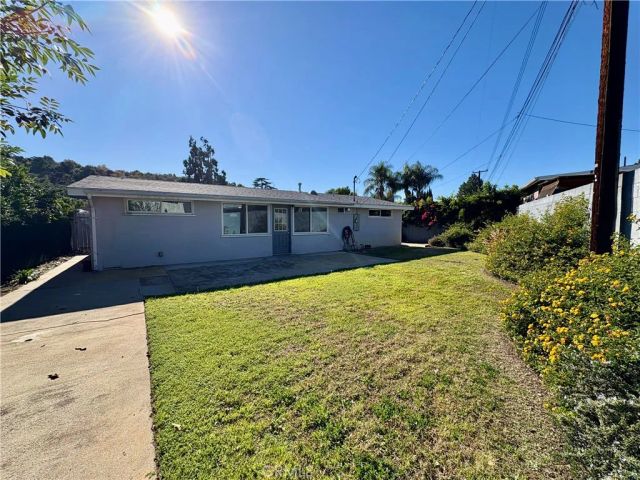 555 E Haltern Avenue, Glendora, CA 91740