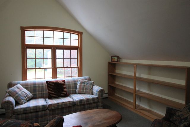 176 Amory Leland Drive, Thornton, NH 03285
