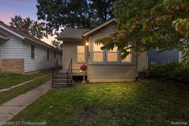 595 E Drayton Street, Ferndale, MI 48220