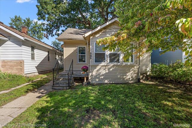595 E Drayton Street, Ferndale, MI 48220