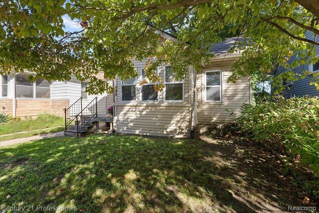 595 E Drayton Street, Ferndale, MI 48220