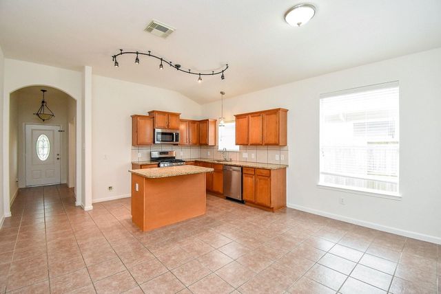 6711 River Ridge Lane, Dickinson, TX 77539