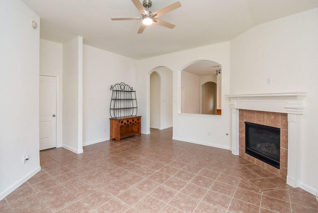 6711 River Ridge Lane, Dickinson, TX 77539