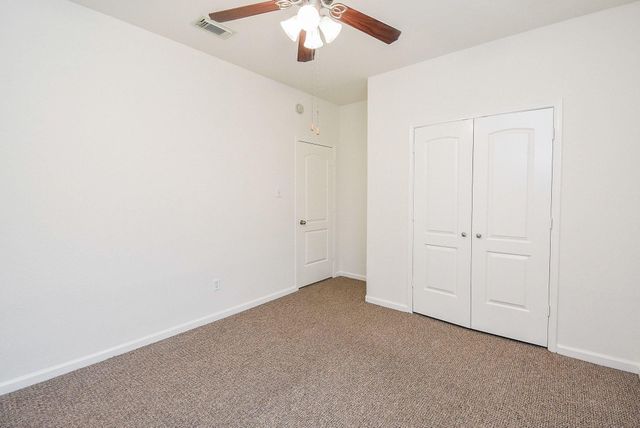 6711 River Ridge Lane, Dickinson, TX 77539