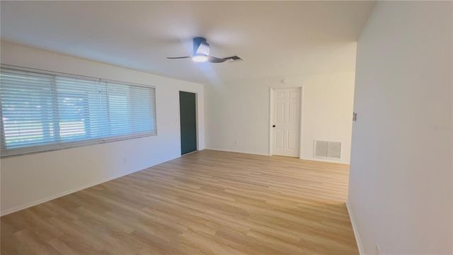 8675 LANTANA DRIVE, Seminole, FL 33777