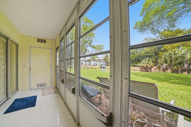 51 Markham C, Deerfield Beach, FL 33442