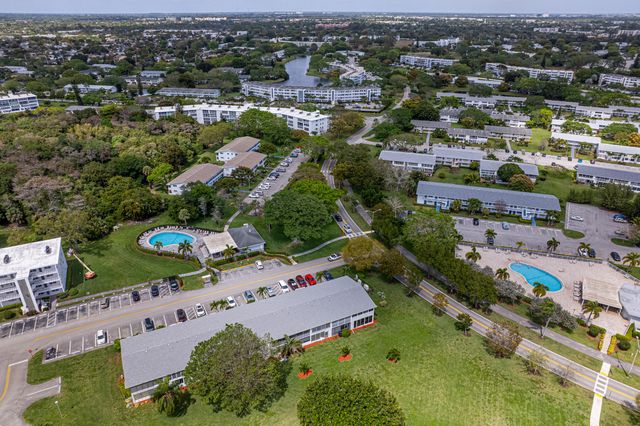 51 Markham C, Deerfield Beach, FL 33442