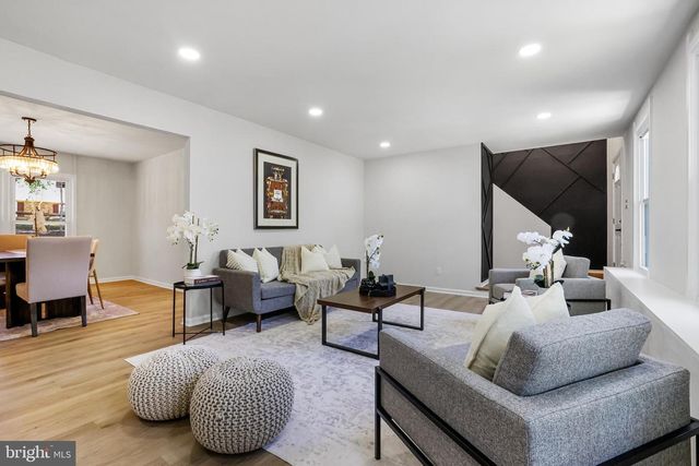9933 DELLCASTLE RD, Gaithersburg, MD 20886