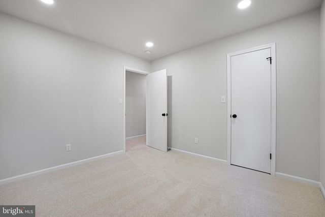 9933 DELLCASTLE RD, Gaithersburg, MD 20886
