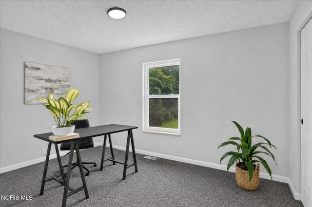9485 Old State Line Road, Holland, OH 43528