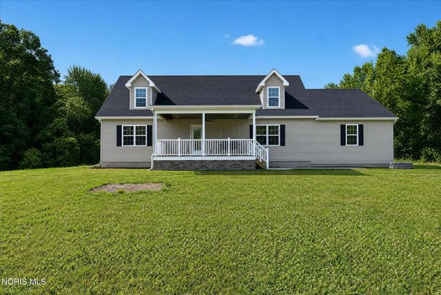 9485 Old State Line Road, Holland, OH 43528