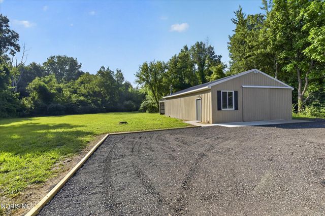 9485 Old State Line Road, Holland, OH 43528